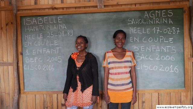 Enseignantes de l'école d'Amapasifoty à Madagascar